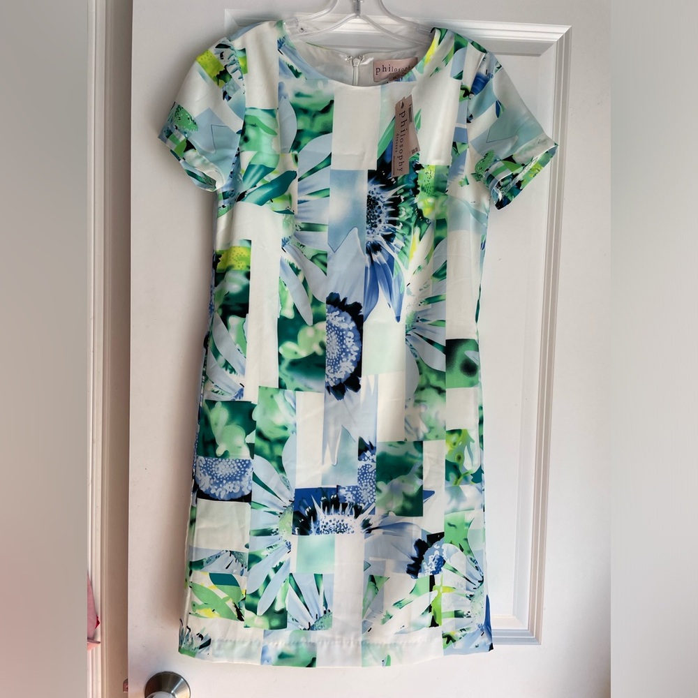 Philosophy dress xs NWT. Short sleeves